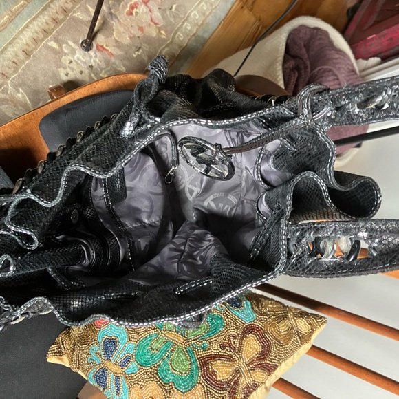 SALE! Michael Kors Shoulder Bag - Picture 4 of 13